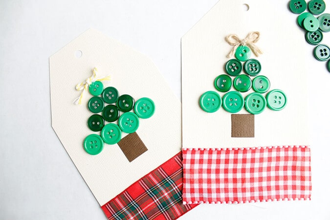 Button Christmas Tree Gift-Tag