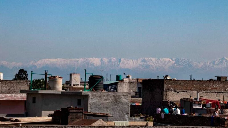 Himalayas seen after the decrease of air pollution